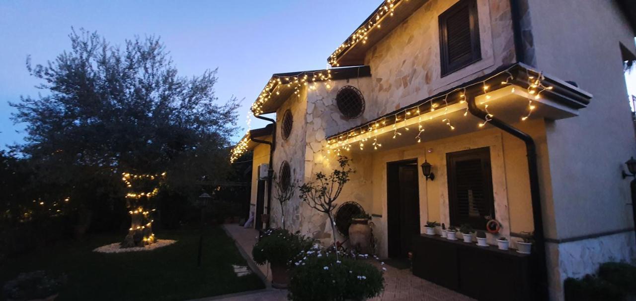 Casa Vacanza Villa Romano 니콜로시 외부 사진