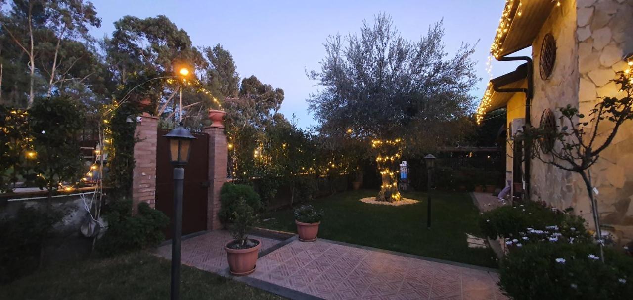 Casa Vacanza Villa Romano 니콜로시 외부 사진